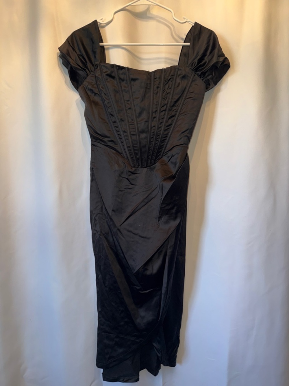 Classic Black Off-Shoulder Midi Dress - Picture 1 of 11